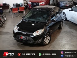 FORD - FIESTA - 2010/2011 - Preta - R$ 29.900,00