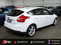 FORD - FOCUS - 2014/2014 - Branca - R$ 50.900,00