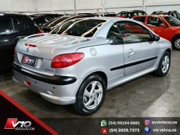 PEUGEOT - 206 - 2002/2003 - Prata - R$ 49.900,00