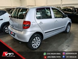 VOLKSWAGEN - FOX - 2006/2007 - Prata - R$ 24.900,00