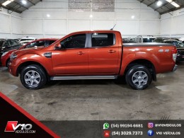 FORD - RANGER - 2021/2022 - Vermelha - R$ 149.900,00