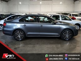 VOLKSWAGEN - JETTA - 2014/2014 - Cinza - R$ 73.900,00