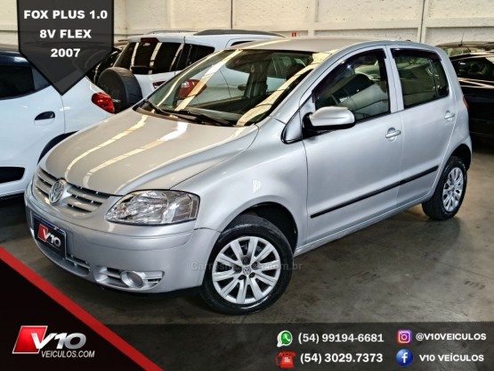 VOLKSWAGEN - FOX - 2006/2007 - Prata - R$ 24.900,00