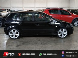 VOLKSWAGEN - POLO - 2007/2007 - Preta - R$ 32.900,00
