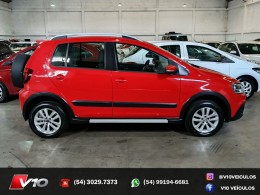 VOLKSWAGEN - CROSSFOX - 2012/2013 - Vermelha - R$ 39.900,00