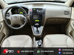 HYUNDAI - TUCSON - 2009/2010 - Preta - R$ 42.900,00