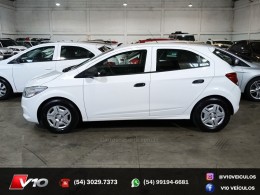 CHEVROLET - ONIX - 2017/2018 - Branca - R$ 47.900,00