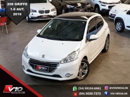 PEUGEOT - 208 - 2015/2016 - Branca - R$ 54.900,00