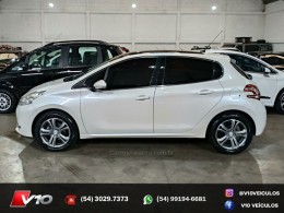 PEUGEOT - 208 - 2014/2014 - Branca - R$ 45.900,00