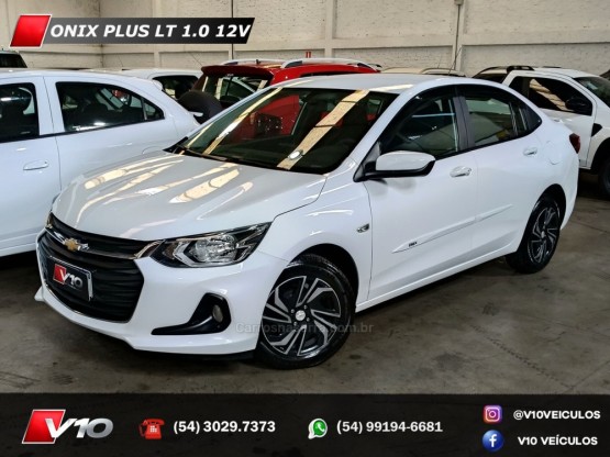 CHEVROLET - ONIX - 2023/2024 - Branca - R$ 74.900,00