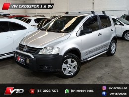 VOLKSWAGEN - CROSSFOX - 2005/2005 - Prata - R$ 29.900,00