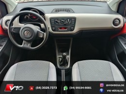 VOLKSWAGEN - UP - 2016/2017 - Vermelha - R$ 56.900,00