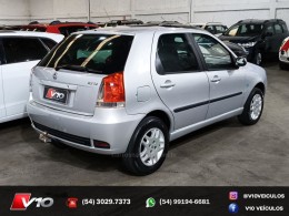 FIAT - PALIO - 2006/2007 - Prata - R$ 26.900,00