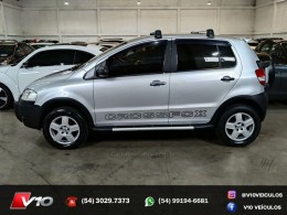 VOLKSWAGEN - CROSSFOX - 2005/2005 - Prata - R$ 29.900,00
