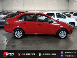 FORD - FIESTA - 2010/2011 - Vermelha - R$ 28.900,00