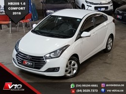 HYUNDAI - HB20S - 2015/2016 - Branca - R$ 53.900,00