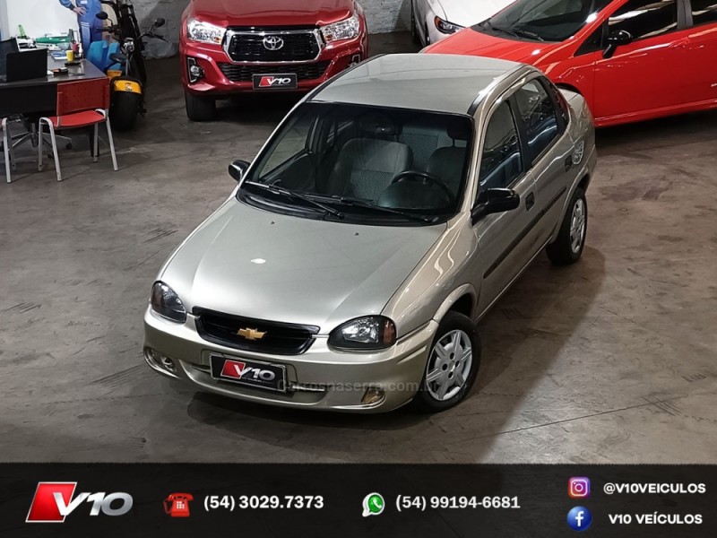 CHEVROLET - CLASSIC - 2009/2010 - Bege - R$ 21.900,00