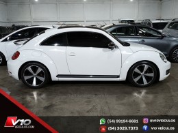 VOLKSWAGEN - FUSCA - 2013/2014 - Branca - R$ 99.900,00