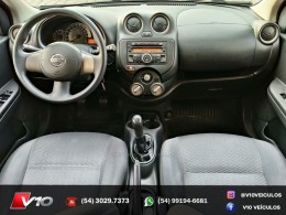 NISSAN - MARCH - 2012/2013 - Preta - R$ 34.900,00