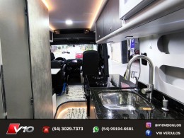 RENAULT - MASTER - 2022/2023 - Branca - R$ 369.900,00
