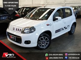 FIAT - UNO - 2011/2012 - Branca - R$ 32.900,00